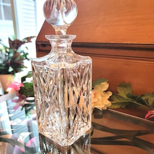 Crystal Whiskey Decanter - Atlantis Vintage Hand Blown And Hand Etched Crystal Whiskey Spirits Decanter - Crystal Giftware
