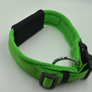 josi.li Hundemarkentasche bestickt Halsbandtasche Adresstasche Hundemarke AirTag schwimmtauglich personalisierbar Bild 6