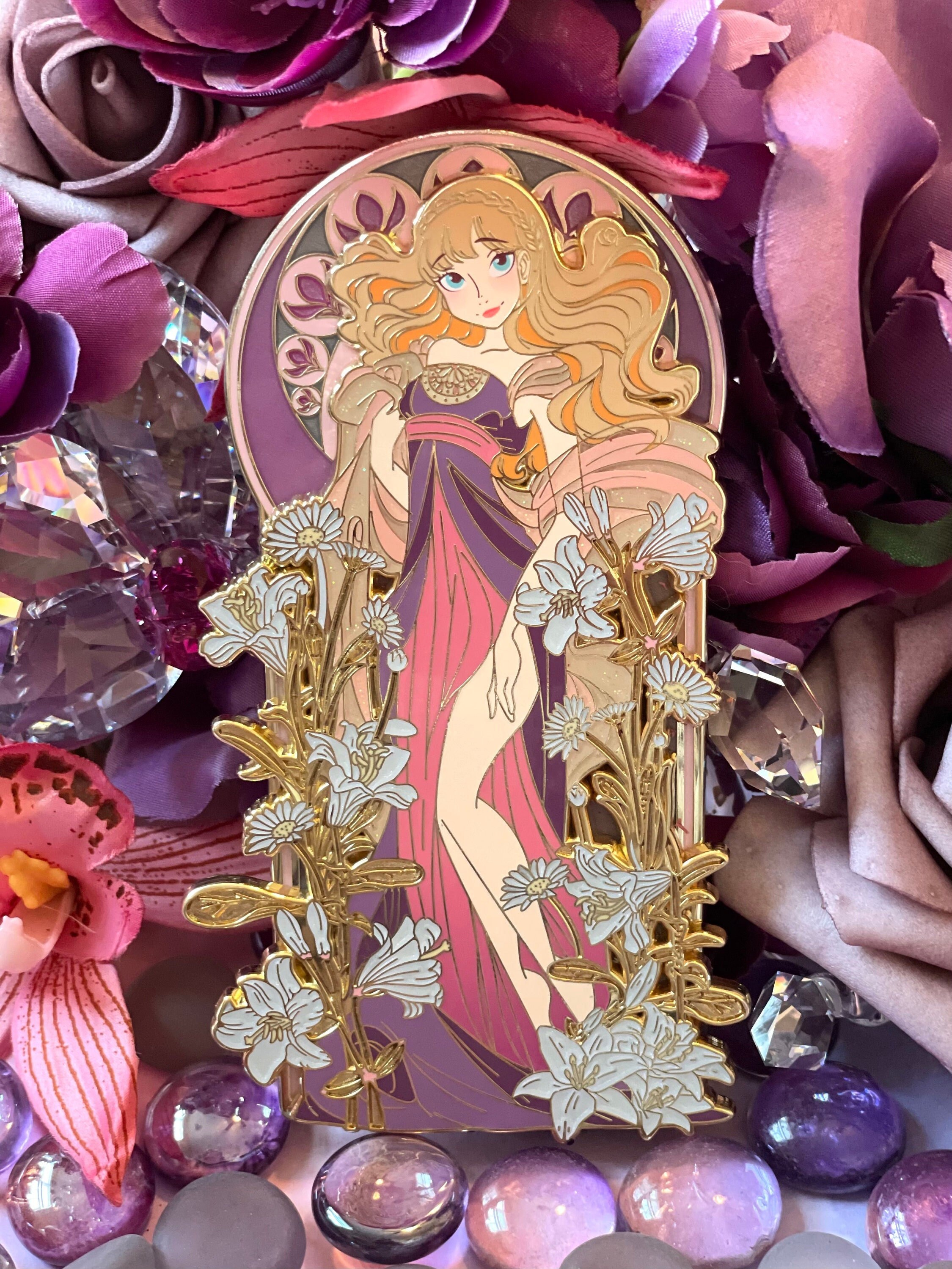 Anna Frozen Jugendstil Emaille Pin