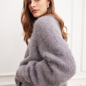 Hand-knitted Cozy Grey Premium Alpaca Wool Jumper, High Quality Handmade Grey Fluffy Sweater, Alpaca Wool Soft Premium Cardigan