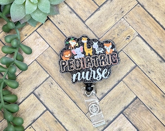 Carrete de insignias de enfermera pediátrica