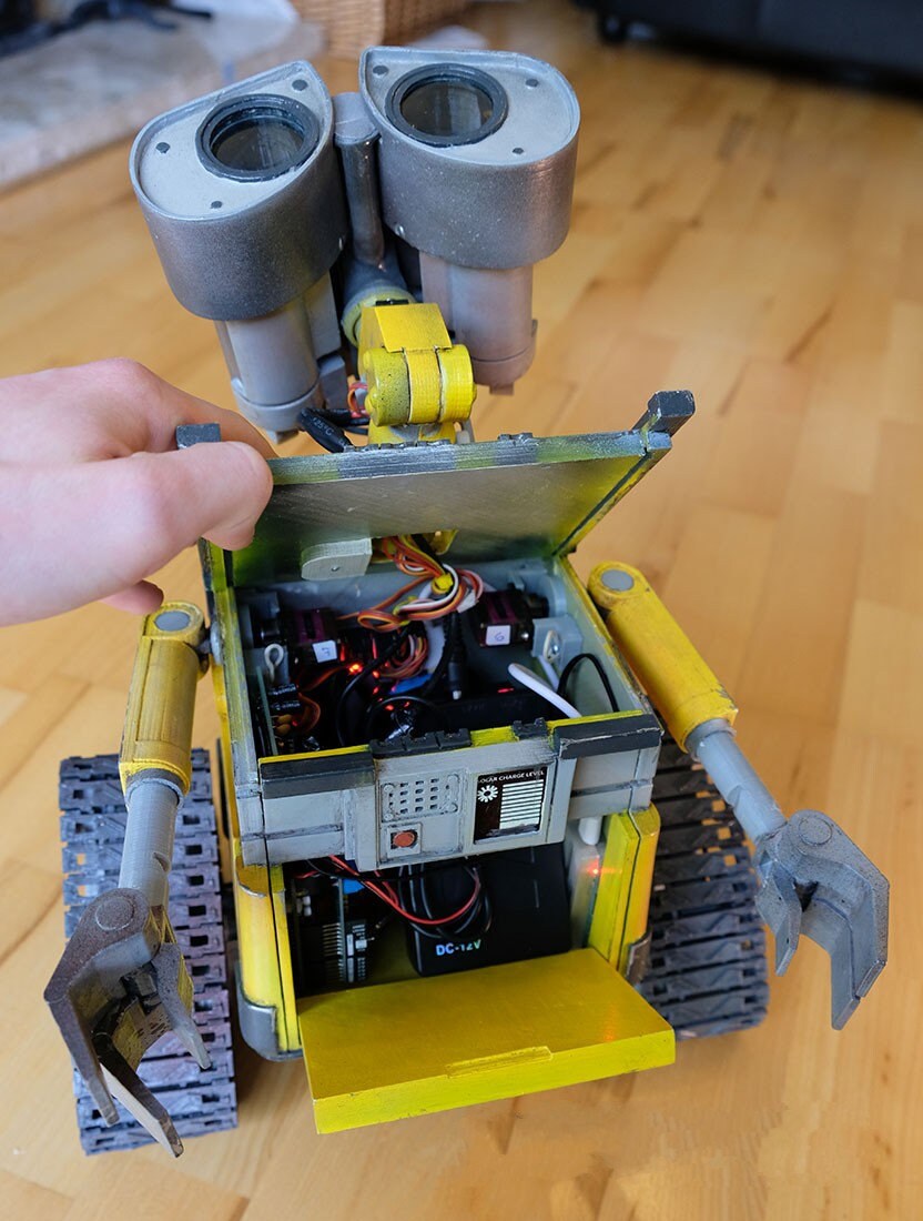 Remote Control Walle Life Size 3D Sculpture Movie Character Etsy UK