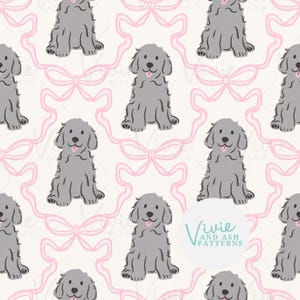 Cucciolo di Goldendoodle grigio e fiocco rosa a traliccio, motivo ripetuto senza soluzione di continuità, file digitale per uso commerciale, carta digitale