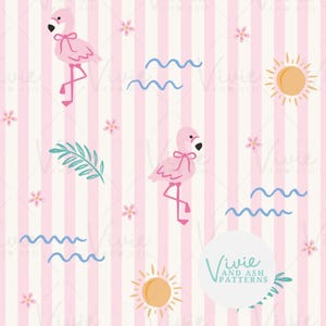 Puede incluir: Patrón repetitivo con flamencos rosas con lazos, flores, soles y líneas onduladas azules sobre un fondo a rayas rosas y blancas. El diseño incluye un helecho y el texto "Vivie and Ash Patterns".