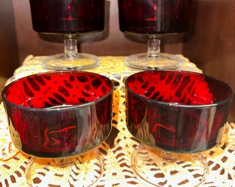 Set mit 4 Luminarc Arcoroc Ruby Red Glass Champagner / Sherbet-Tassen Made in France