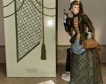 Vintage Avon Mrs. Albee Figur: 1987 Avon Collectible with Box Präsident's Club