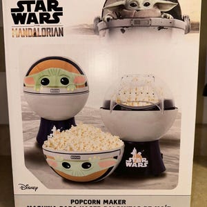 Star Wars The Mandalorian Popcornmaskin Grogu Baby Yoda Barnapparat NIB