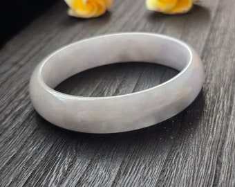 Burmese Type A jade bangle 58.5mm inner diameter