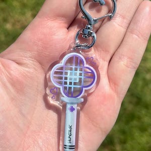 PREORDER!! Huntrix Lightstick Keychain | kpop demon hunters | Acrylic Keychain | Acrylic Charm | Key Accessories