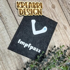 LAGERABVERKAUF Hülle für Impfausweis | Design Arm