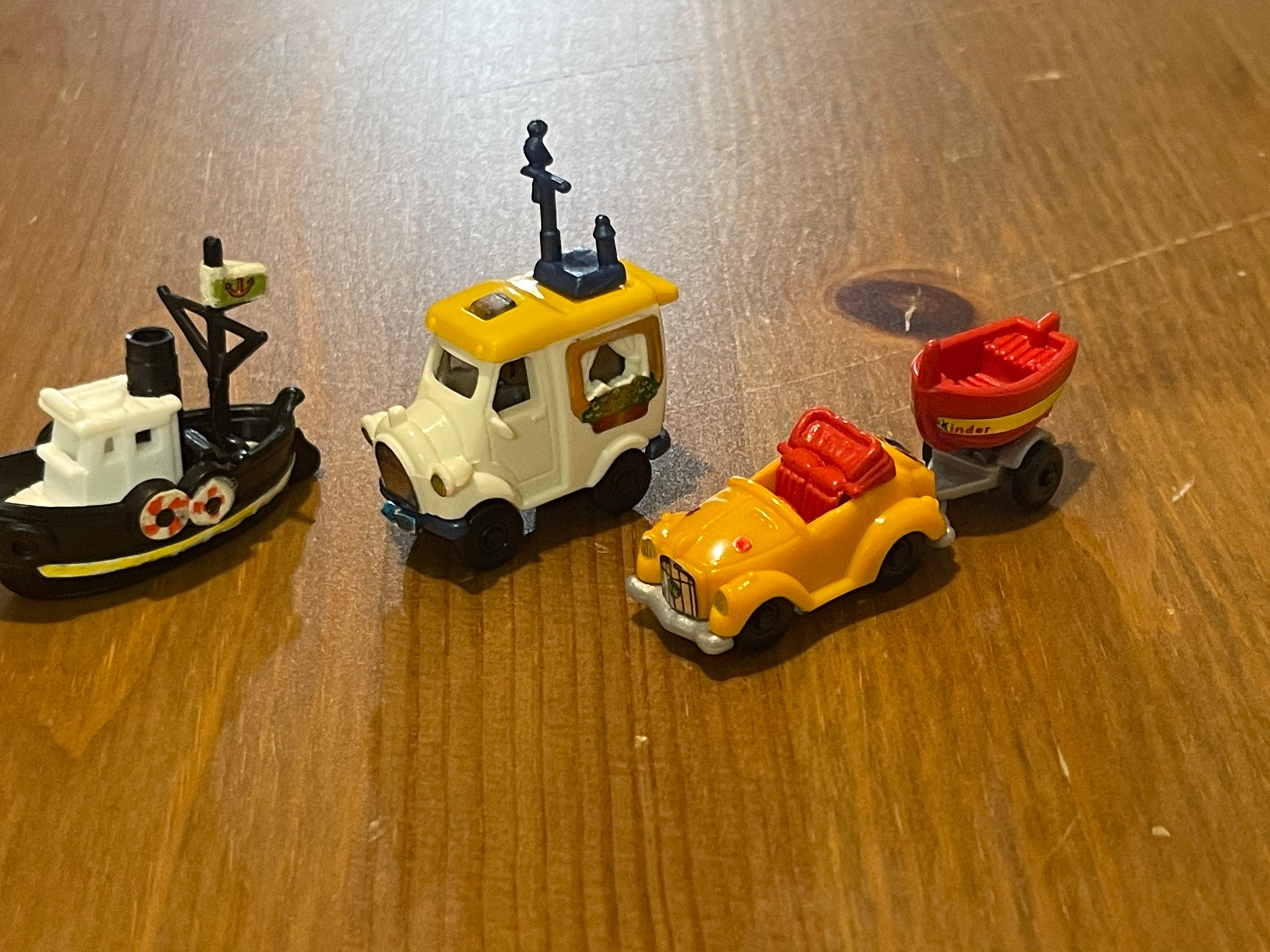 Kinder Surprise Cars