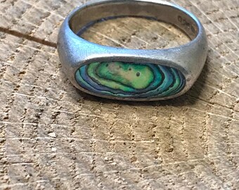 Vintage sterlingzilveren ring .925 met inlegwerk van abaloneschelp, maat 8