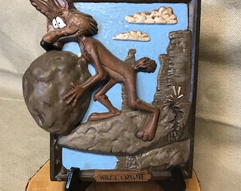 Vintage 1975 Wile E. Coyote Plaster Wall Plaque