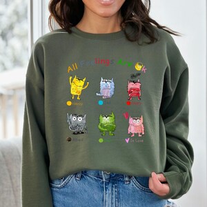 All Feelings Are Ok Monster Shirt All Feelings Sweatshirt Mental Health Awareness Tee Teacher Shirt Love Yourself T-Shirt Colorful Monsters Bild 4