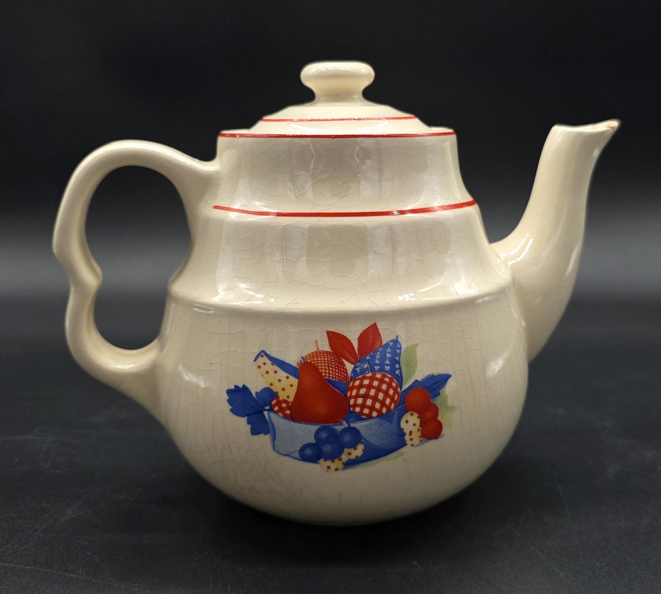 Vintage 1940 Teapot - Etsy
