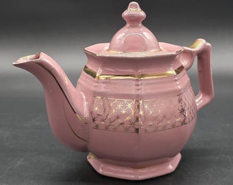 Mauve Tea Pot Deep Pink With Gold Trim, Victorian, Art Deco, Made In Japan, CHIPPED SPOUT