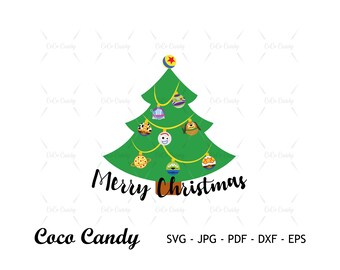 Pode incluir: Uma árvore de Natal verde decorada com personagens do Toy Story, incluindo Woody, Buzz Lightyear e Jessie. A árvore está decorada com luzes amarelas e enfeites. O texto "Feliz Natal" está escrito abaixo da árvore.