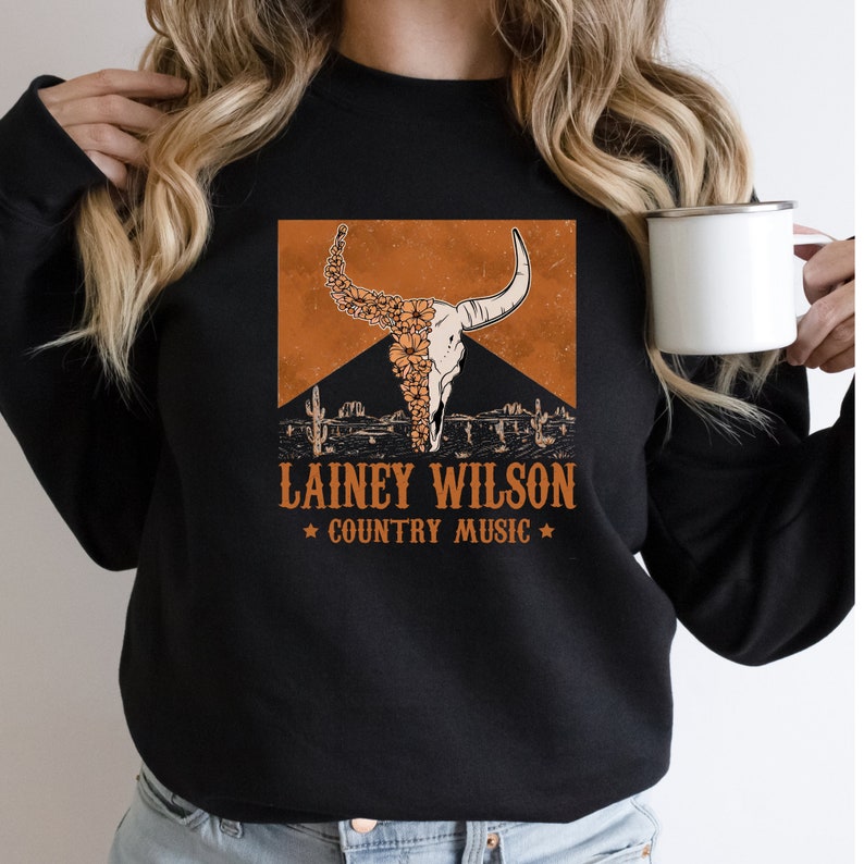 Lainey Wilson Sweatshirt, Country Music Sweatshirt, Concert Sweatshirt