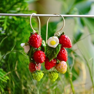 Strawberry curlers deals
