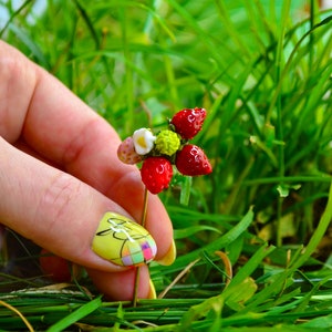 Strawberry Pin Brooch, White Flower, Strawberry Jewelry, Fruit Pin