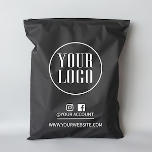 Custom packaging bags for clothing sales
