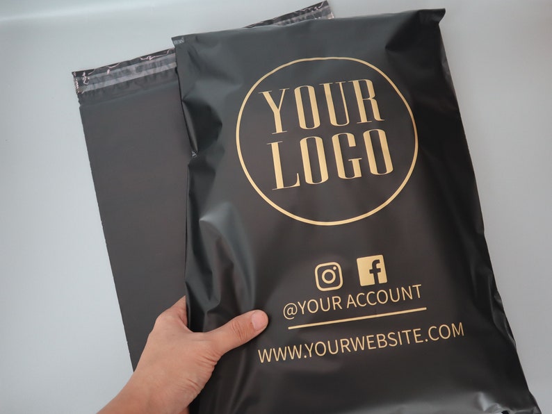 Custom shipping bags with logo,black poly mailers,custom packing bags,custom mailing bags,eco-friendly poly bags,custom shipping envelopes image 5