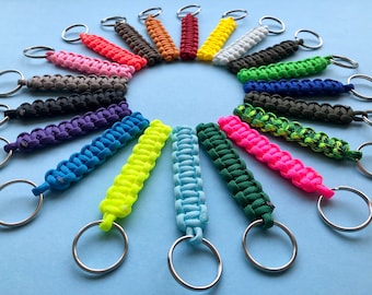 Paracord 550 cobra zip pull / zipper charm / keyring / keychain