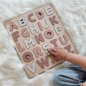 Rompecabezas de madera con letras del alfabeto para niños, regalo para el primer cumpleaños, juguete para aprender letras, juguete Montessori hecho a mano para niños pequeños de 1 a 4 años