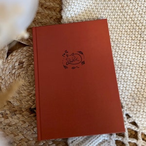 Notizbuch DIN A5 Blanko mit Hardcover für Journaling, Songwriting oder Organisation Skizzenbuch rostbraun in Lederoptik mit süßem Fuchs Bild 1