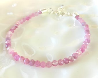 Roze toermalijn armband: gefacetteerde edelsteen, geboortesteen oktober