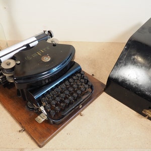 Adler Model 1 (1899) RARE typewriter low SN# antique typewriter rare vintage German schreibmaschine w/ base and case