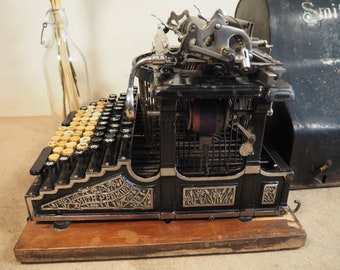 Macchina da scrivere Smith Premier 1 (1889) rara macchina da scrivere antica, bellissime decalcomanie, macchina da scrivere originale, schreibmaschine, corsa ascendente vintage