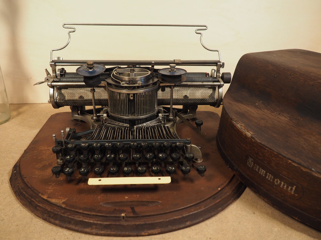 Hammond WIDE Carriage Typewriter Model 12 1906 Straight Keyboard