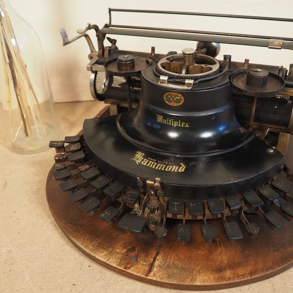 Hammond typewriter Multiplex Ideal 1916 rare half moon keyboard antique Hammond typewriter w/ base writing machine schreibmaschine