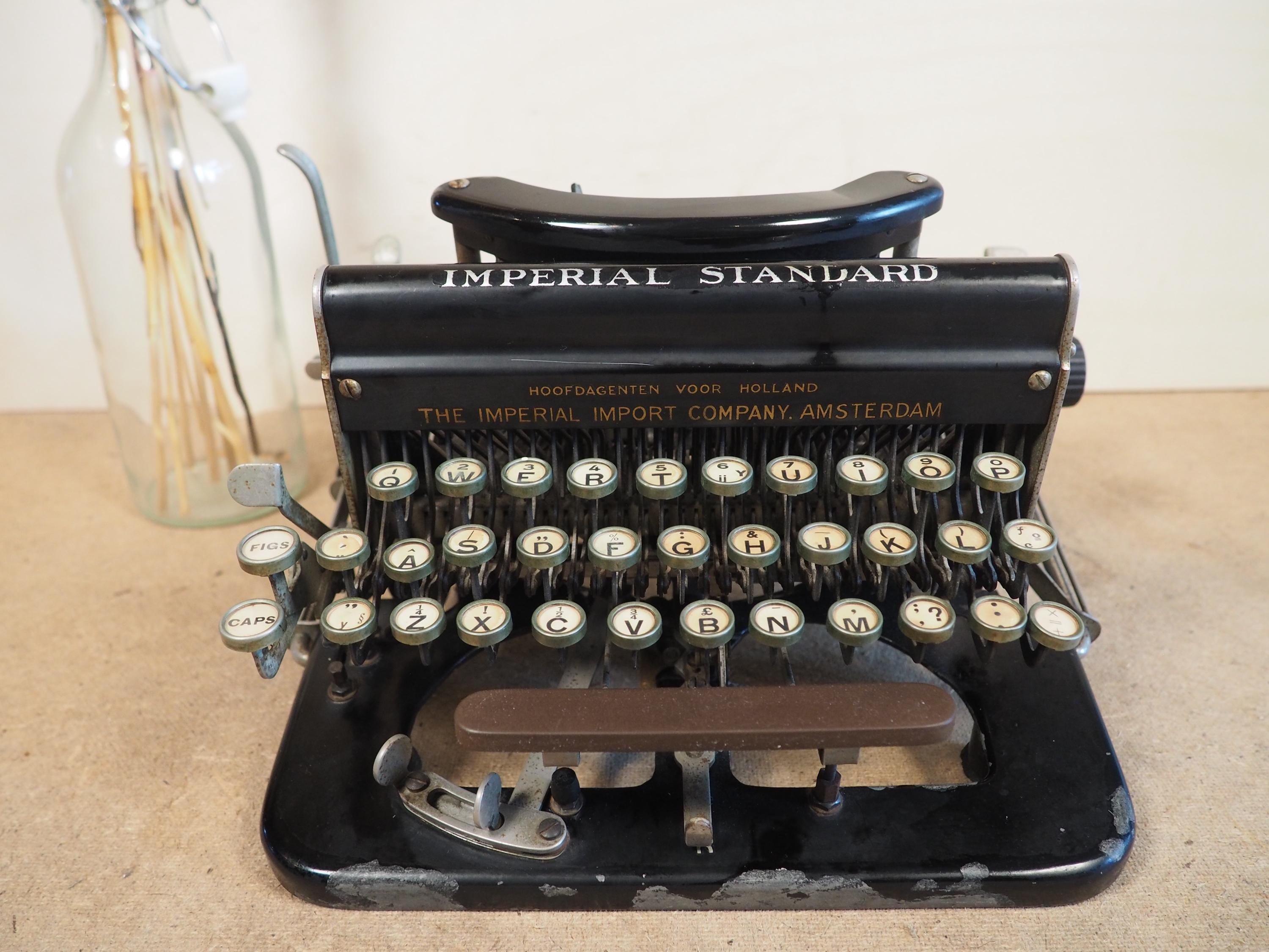 アンティーク IMPERIAL D ポータブル タイプライター 1923