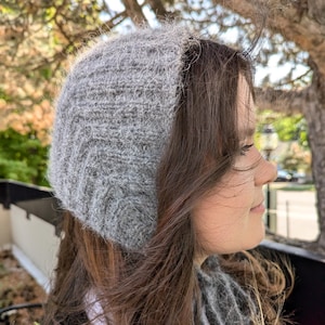 Grey Adult Bow Tie Bonnet - Winter Hat With Tie - Skating Bonnet. Retro Hat With Ties for Winter Skating - Knitted Tie Hat bonnet girl