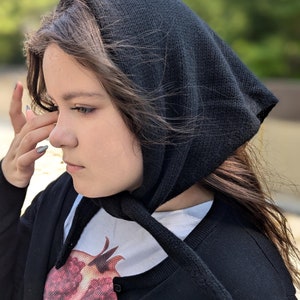 Black head scarf styles discount