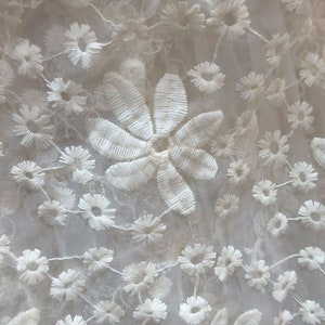 Blumen Spitze Stoff,Hochzeit Tüll Mesh Stoff,Bestickter Stoff,Hochzeit Spitzenstoff,Brautkleid Stoff,Designer Stoff,Stoff Massenware