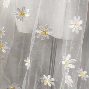 Blumen Spitze Stoff,Hochzeit Tüll Mesh Stoff,Bestickter Stoff,Hochzeit Spitzenstoff,Brautkleid Stoff,Designer Stoff,Stoff Massenware