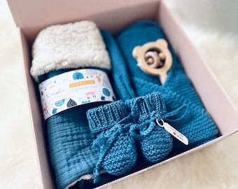 cadeau de naissance personnalisé, garçon, Ensemble layette tricot, coffret de naissance, Idée de cadeau bébé original, Bleu paon, mixte