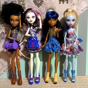 Monster high dolls