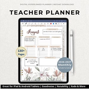 Peut inclure: Un planificateur numérique pour enseignant affiché sur l'écran d'une tablette avec un stylet. La page montre un calendrier d'août avec des sections pour les tâches, objectifs, anniversaires et réunions, ornée d'illustrations florales.