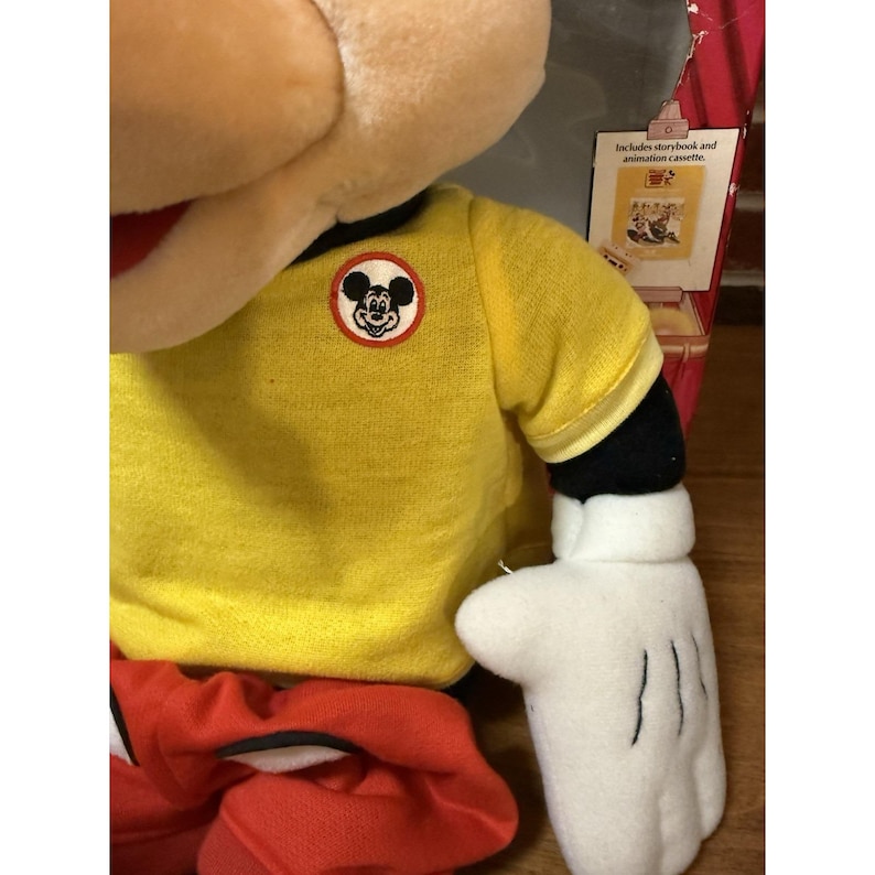 Peluche de Mickey Mouse parlante vintage con casete, juego de libros Worlds of Wonder imagen 11