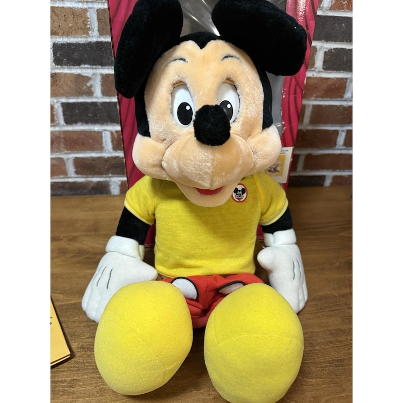 Peluche de Mickey Mouse parlante vintage con casete, juego de libros Worlds of Wonder imagen 8