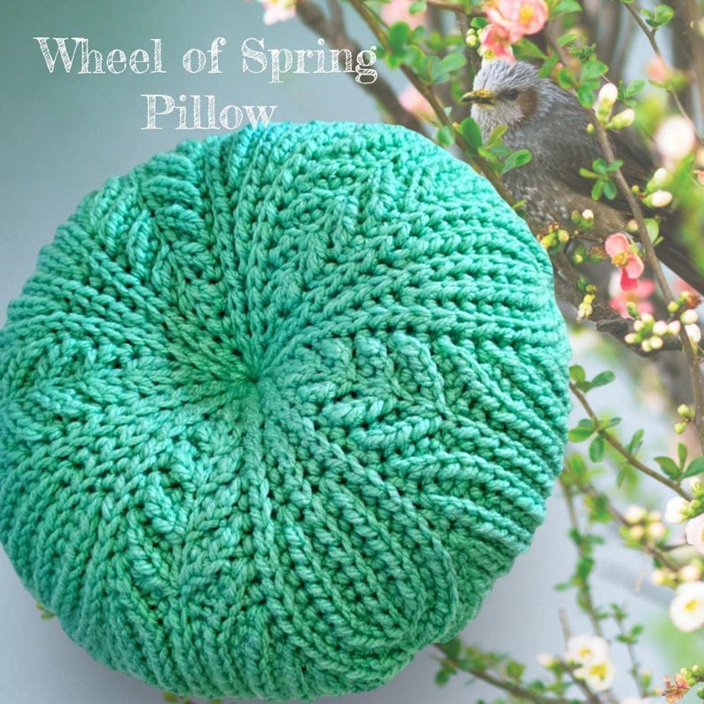 CROCHET PATTERN & VIDEO, home decor, left-handed friendly mirrored tutorial, round pillowcase, knit-look, brioche slip stitch crochet image 1