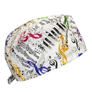 Gorro quirúrgico para hombre, 100 % algodón, para uso en cirugía, odontología y anestesiología, con lazo en la parte posterior, con o sin banda para el sudor, gráfico de notas musicales en blanco Timeless Treasures