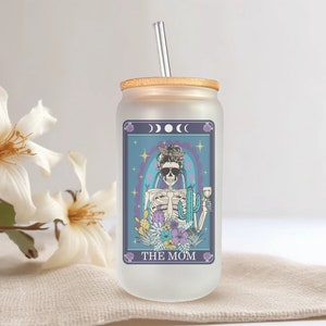 The Mom Tarot / Vaso de lata de cerveza de 16 oz / Taza reutilizable / Taza con tapa y pajita / Vaso personalizado