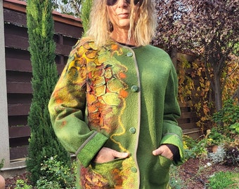 Women felted coat, Green Felted wool jacket, Wearable Art, Hand Made, Felted Coat, Art Wear, Wool Felted Clothing, Sustainable Clothes