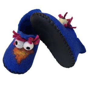 Funny felted slippers , Toddler booties, Felted shoes for kids, Kids wool slippers, Gift wrapped, Blue bird face booties