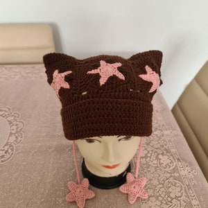 PATTERN Cat Beanie with Star Detail